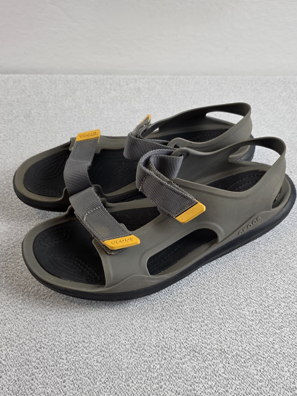 Crocs Swift water Expedition Sandals Grey Yellow Men's 9